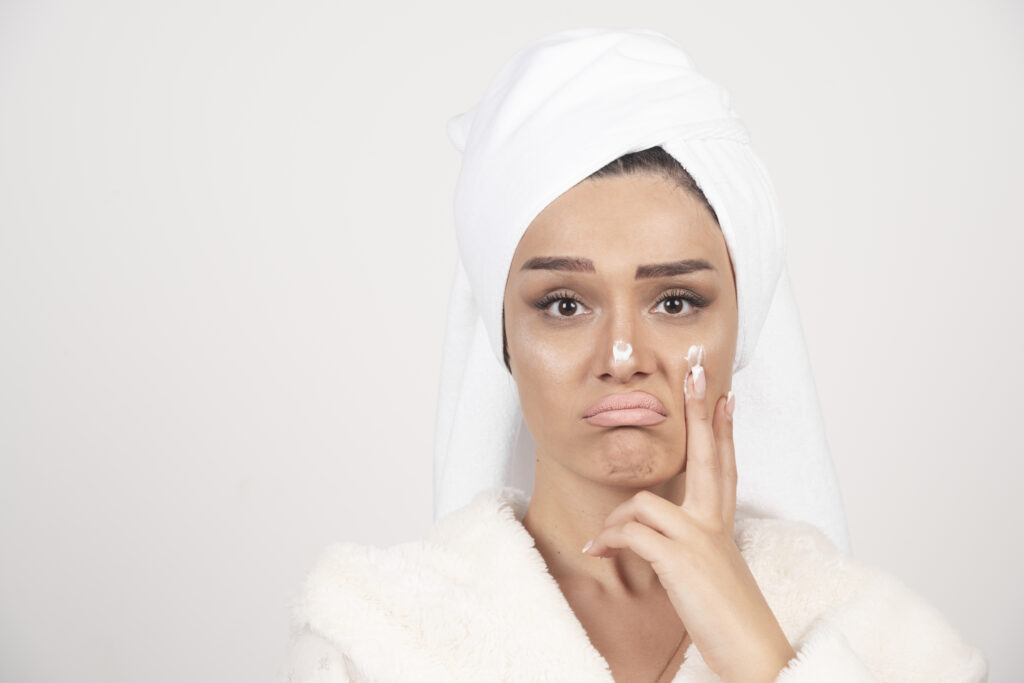 Factors That Damage Facial Skin